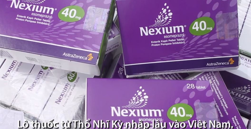 Bộ Công an sáng nay bắt giữ một xe tải chứa 41 kiện hàng mang nhiều loại thuốc đặc trị nhập lậu. Tài xế khai không biết loại hàng hóa trong xe và được trả công 400 nghìn mỗi 