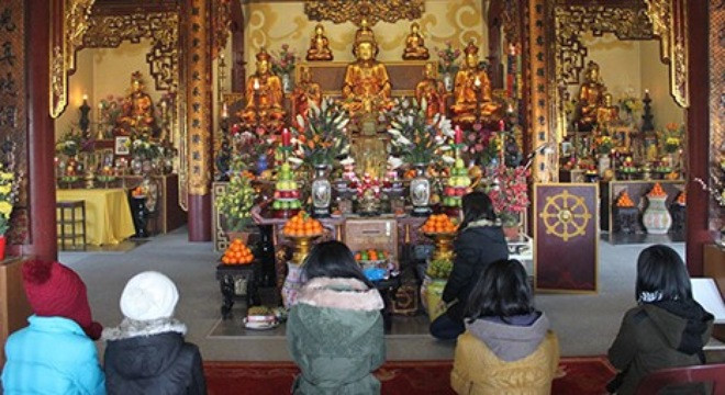 Văn khấn cầu tài, cầu lộc, cầu bình an ở ban Tam Bảo tại chùa